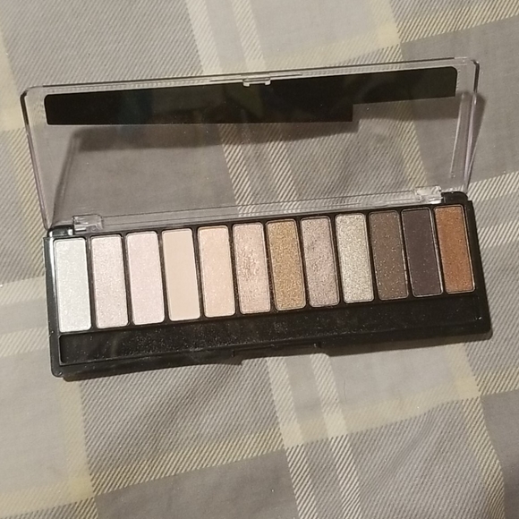 Rimmel Magnif'eyes Blush Edition Palette - Picture 2 of 4